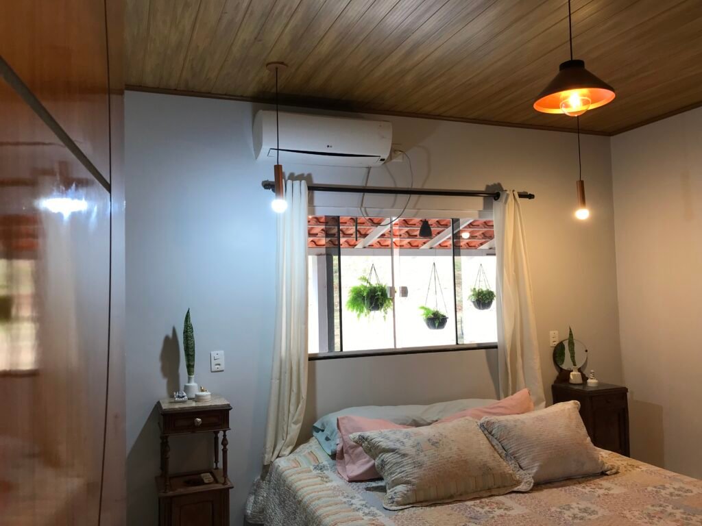 Fazenda  20 alqueires –  Cachoeira – Próximo a Cachoeira Poço Encantado – Casa Sede – Nascente – Piscina aquecida – Alto Paraíso de Goiás