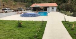 Fazenda 20 alqueires – Cachoeira – Próximo a Cachoeira Poço Encantado – Casa Sede – Nascente – Piscina aquecida – Alto Paraíso de Goiás Fazenda 20 alqueires – Cachoeira – Próximo a Cachoeira Poço Encantado – Casa Sede – Nascente – Piscina aquecida – Alto Paraíso de Goiás