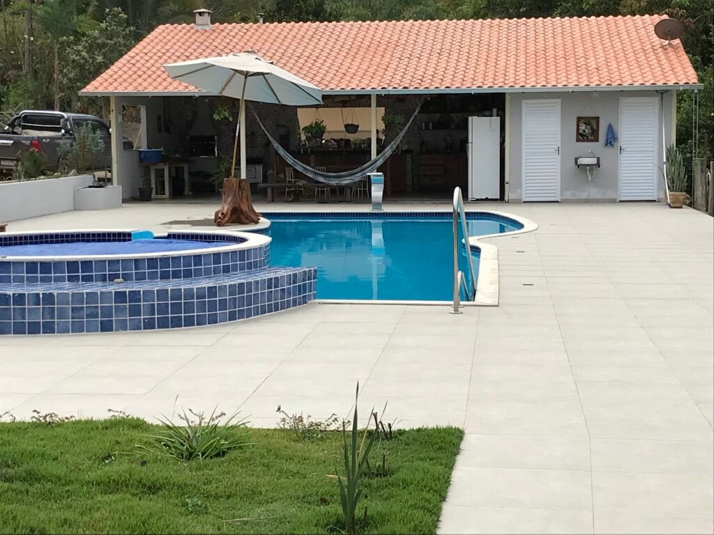 Fazenda  20 alqueires –  Cachoeira – Próximo a Cachoeira Poço Encantado – Casa Sede – Nascente – Piscina aquecida – Alto Paraíso de Goiás