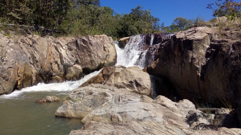 Fazenda 76 ha – Cachoeira – 12km Teresina de Goiás – Chapada dos Veadeiros