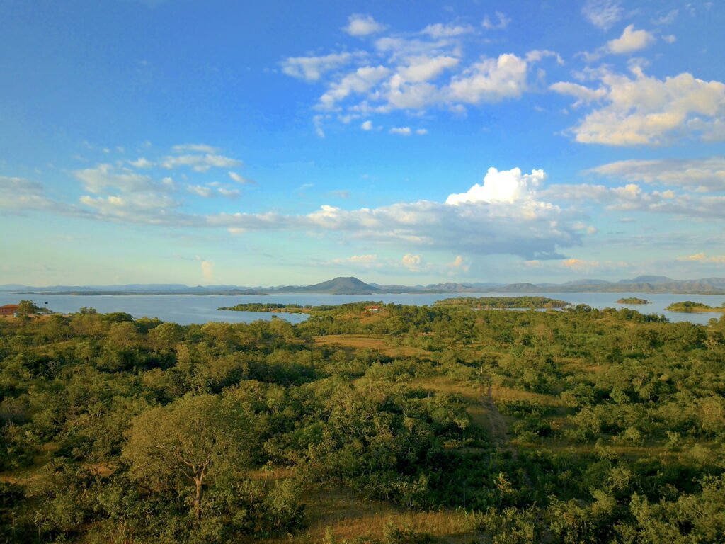Linda Chácara 4,82ha – Lago Serra da Mesa – Niquelândia – Alto Paraíso de Goiás