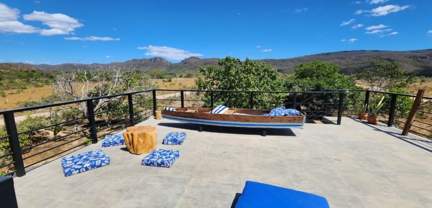 Maravilhosa Casa – pegada ecológica – 2,5km de Cavalcante/GO sentido Cachoeira Santa Barbara – Chapada dos Veadeiros