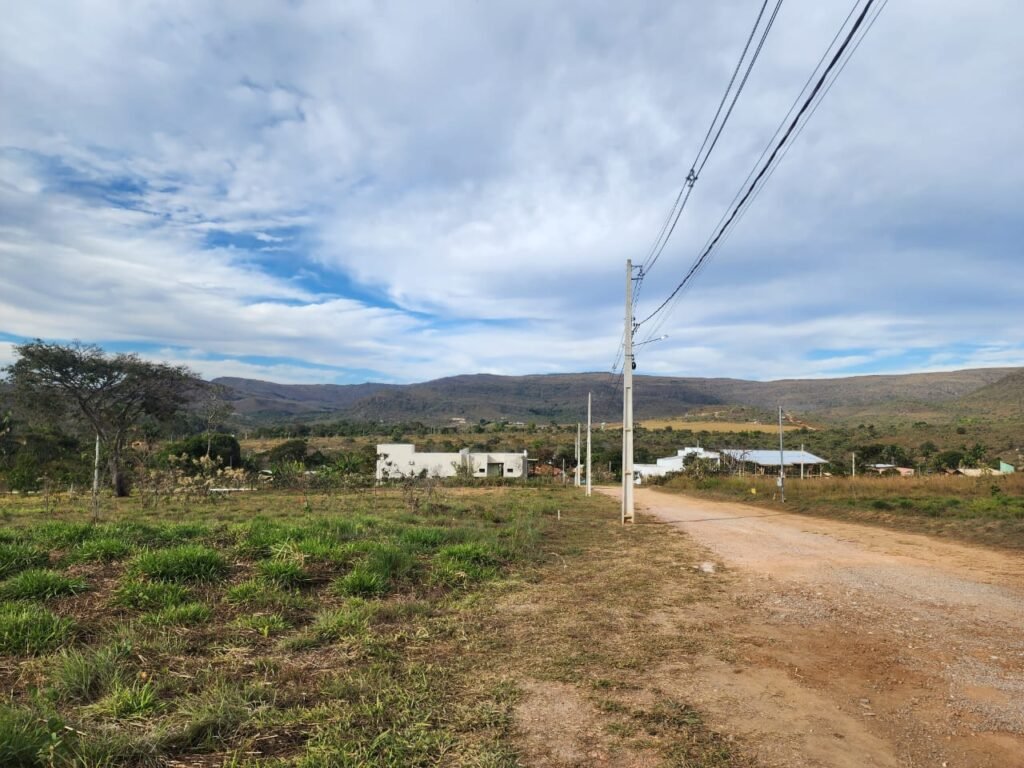 Lote 1.045 m2 – Condomínio Fechado Vale Azul – Alto Paraíso de Goiás