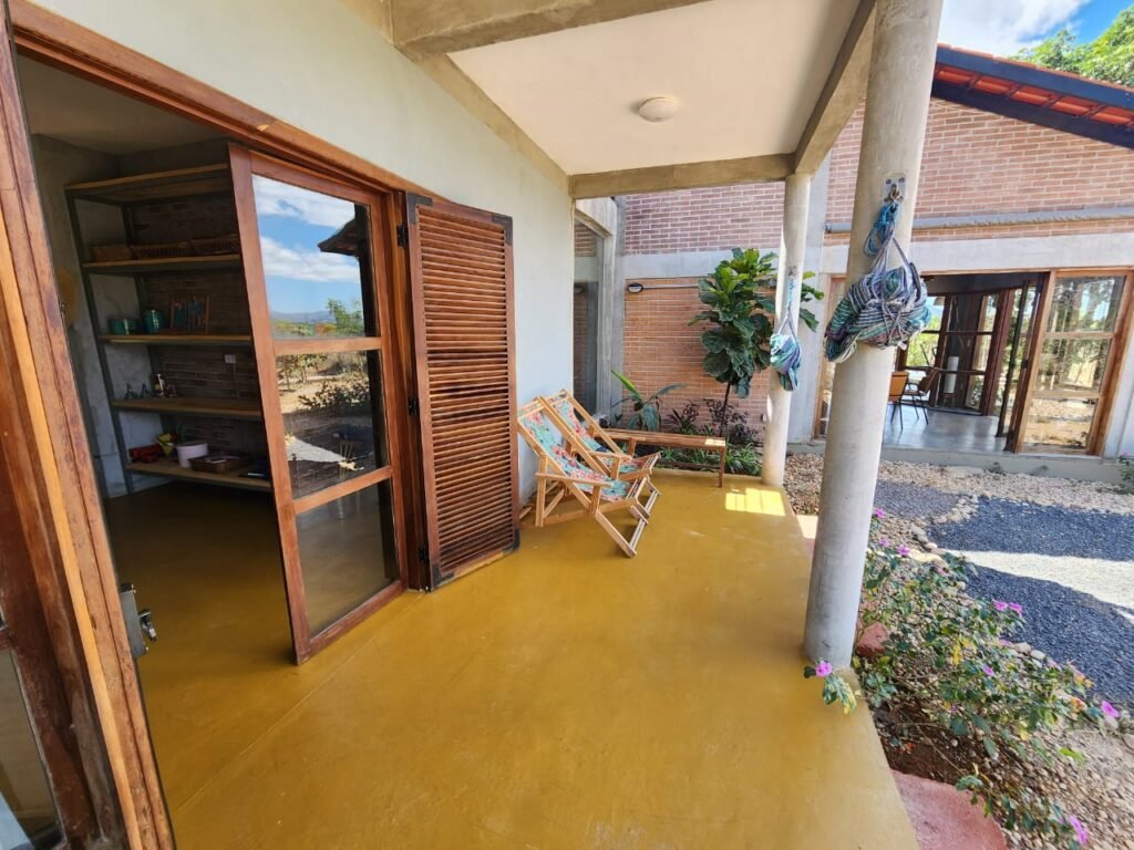 Maravilhosa Casa – pegada ecológica – 2,5km de Cavalcante/GO sentido Cachoeira Santa Barbara – Chapada dos Veadeiros