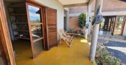 Maravilhosa Casa – pegada ecológica – 2,5km de Cavalcante/GO sentido Cachoeira Santa Barbara – Chapada dos Veadeiros Maravilhosa Casa – pegada ecológica – 2,5km de Cavalcante/GO sentido Cachoeira Santa Barbara – Chapada dos Veadeiros