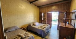 Maravilhosa Casa – pegada ecológica – 2,5km de Cavalcante/GO sentido Cachoeira Santa Barbara – Chapada dos Veadeiros Maravilhosa Casa – pegada ecológica – 2,5km de Cavalcante/GO sentido Cachoeira Santa Barbara – Chapada dos Veadeiros