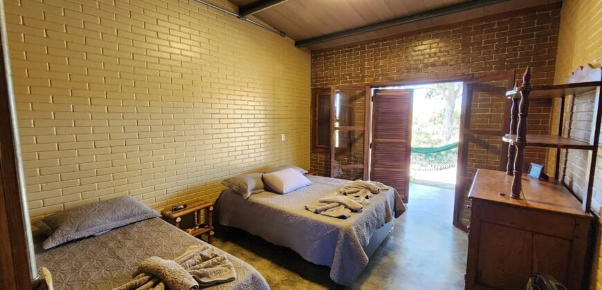 Maravilhosa Casa – pegada ecológica – 2,5km de Cavalcante/GO sentido Cachoeira Santa Barbara – Chapada dos Veadeiros