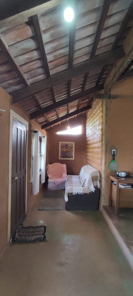 3 Casas Bioconstrução – Condomínio Rural IBC – Rio- 4km de Alto Paraíso de Goiás