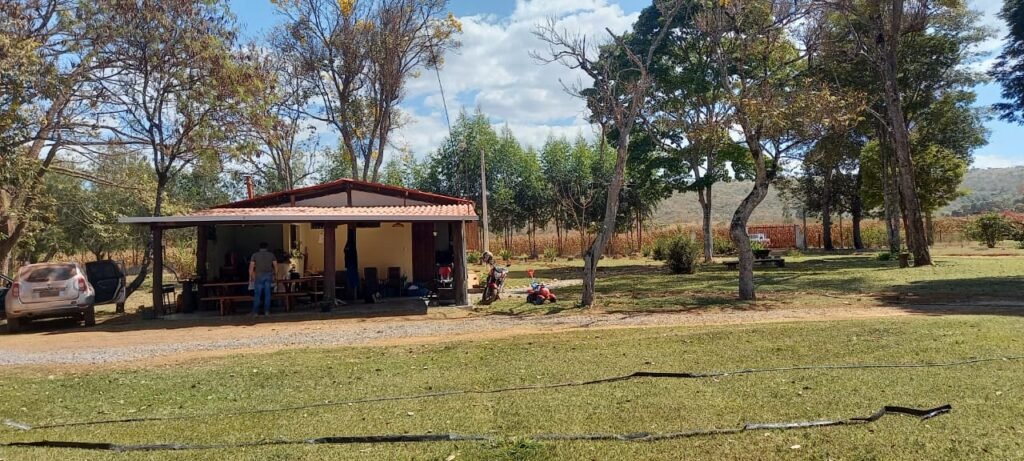 Fazenda 100ha- Rio – Casa Sede – 13km de Alto Paraíso e 1km de Terra