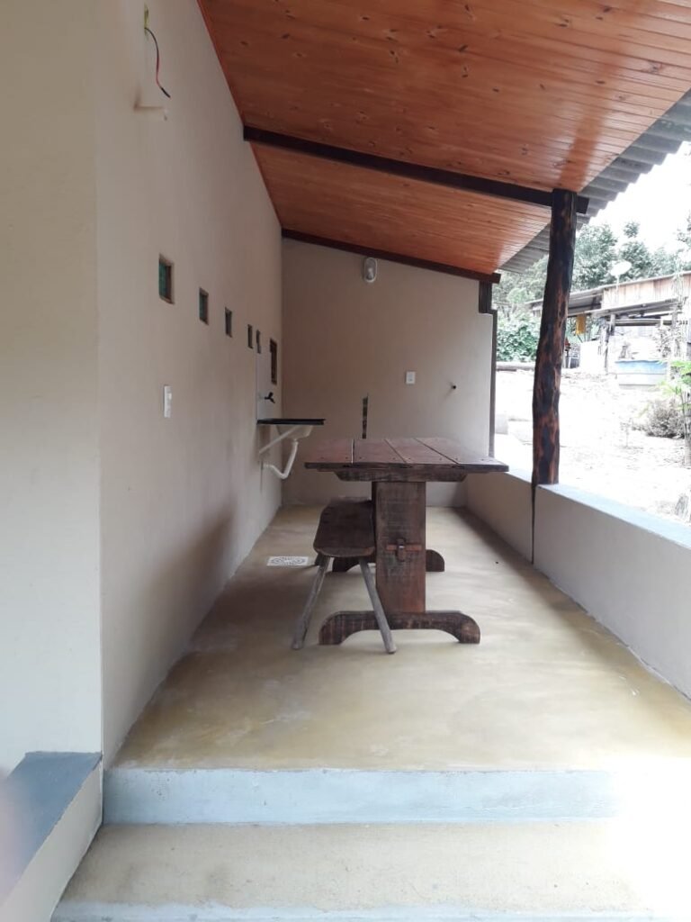 Casa – Rio – Lote 9.000 m2 – Alto Paraíso de Goiás