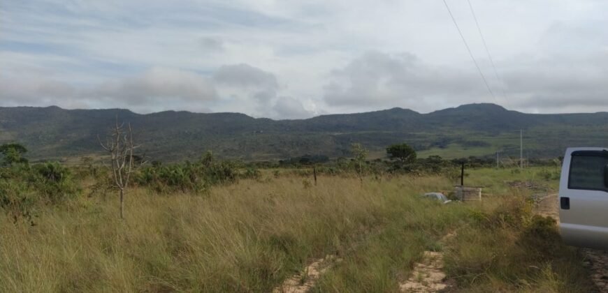 Chácara 4 ha – 5 km de Alto Paraíso sentido Cachoeira dos Cristais