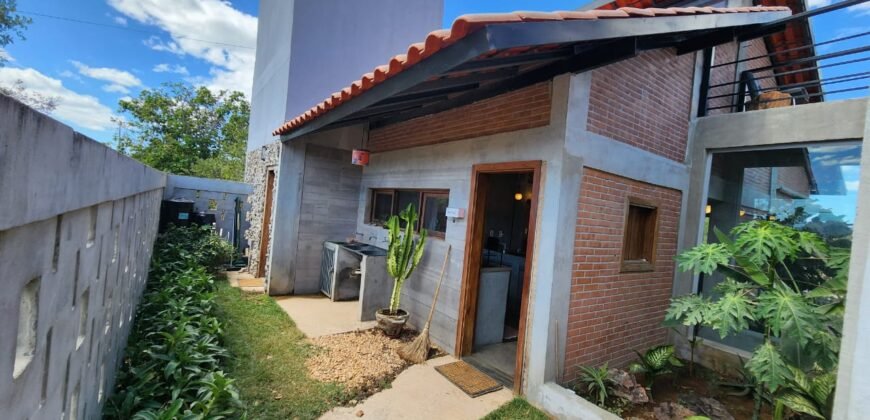 Maravilhosa Casa – pegada ecológica – 2,5km de Cavalcante/GO sentido Cachoeira Santa Barbara – Chapada dos Veadeiros