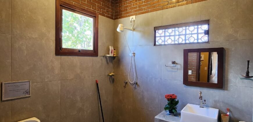 Maravilhosa Casa – pegada ecológica – 2,5km de Cavalcante/GO sentido Cachoeira Santa Barbara – Chapada dos Veadeiros