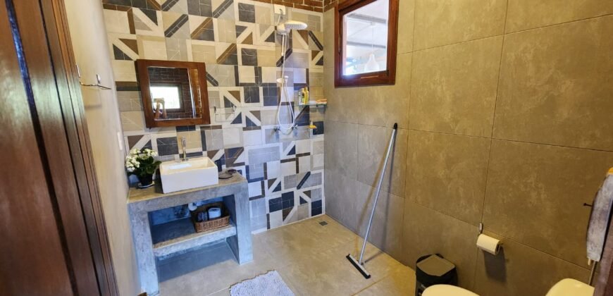 Maravilhosa Casa – pegada ecológica – 2,5km de Cavalcante/GO sentido Cachoeira Santa Barbara – Chapada dos Veadeiros