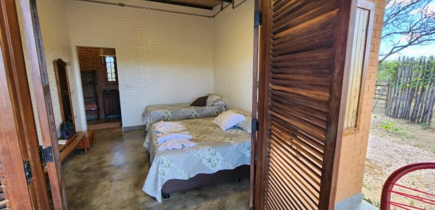 Maravilhosa Casa – pegada ecológica – 2,5km de Cavalcante/GO sentido Cachoeira Santa Barbara – Chapada dos Veadeiros