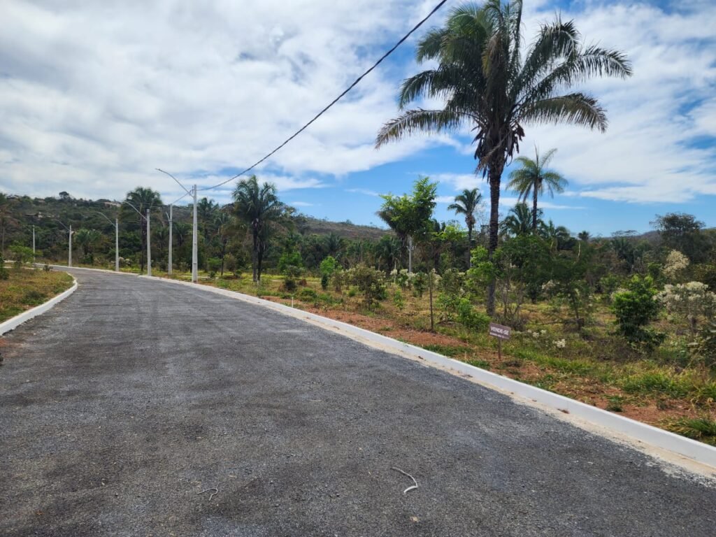 Lotes de 800 a 974m2 m2 –  Condomínio Indaía – Alto Paraíso de Goiás