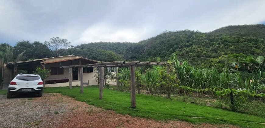 Casa – Rio – Lote 9.000 m2 – Alto Paraíso de Goiás