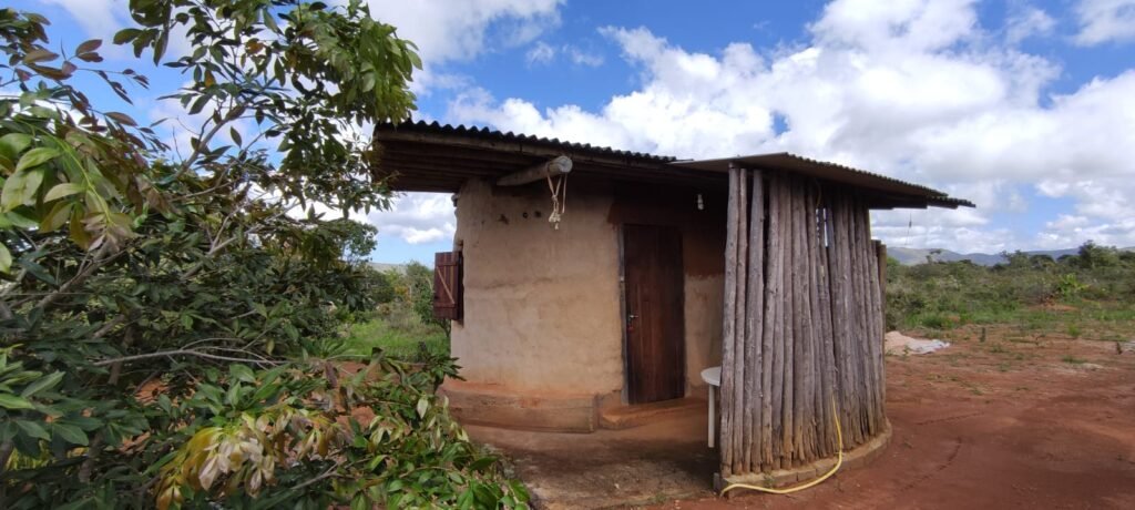 3 Casas Bioconstrução – Condomínio Rural IBC – Rio- 4km de Alto Paraíso de Goiás