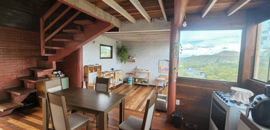 Vende-se Casa com Vista – Eldorado 1 – Alto Paraíso de Goiás