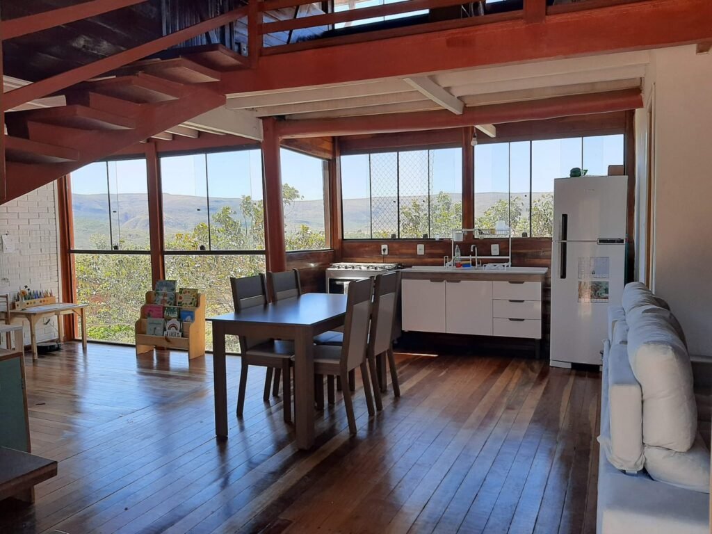 Vende-se Casa com Vista – Eldorado 1 – Alto Paraíso de Goiás
