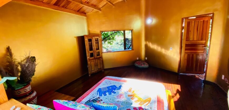 Pousada – Rio – Poço para Banho – Moinho – 4.000m2 – 12km de Alto Paraíso de Goiás