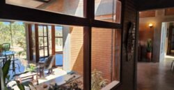 Maravilhosa Casa – pegada ecológica – 2,5km de Cavalcante/GO sentido Cachoeira Santa Barbara – Chapada dos Veadeiros Maravilhosa Casa – pegada ecológica – 2,5km de Cavalcante/GO sentido Cachoeira Santa Barbara – Chapada dos Veadeiros