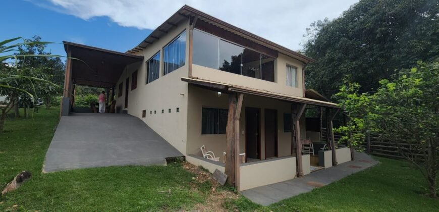 Casa – Rio – Lote 9.000 m2 – Alto Paraíso de Goiás