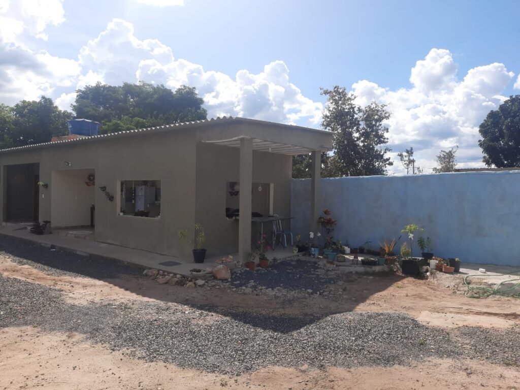 Vende-se Casa – Monte Sinai – Alto Paraíso de Goiás