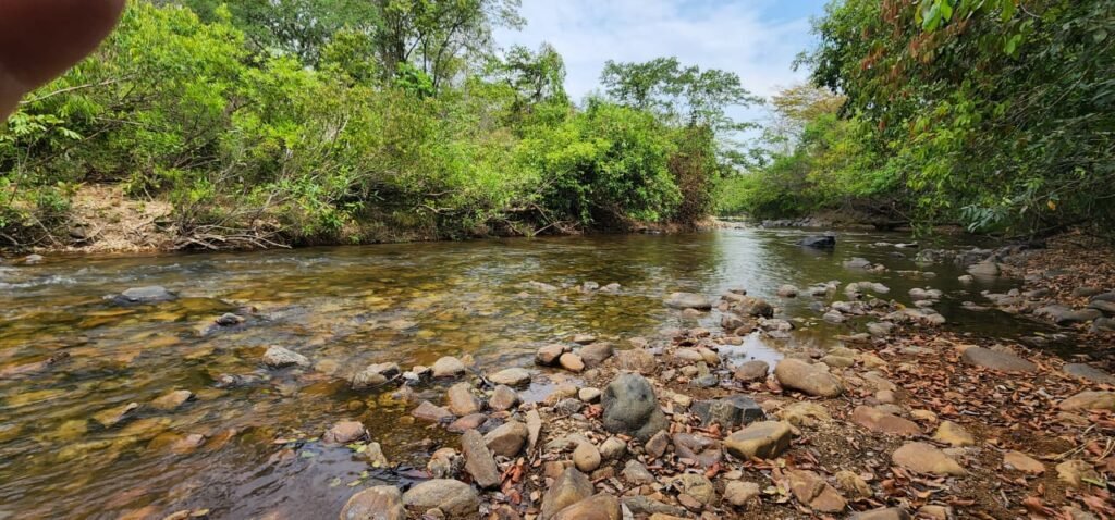 Chácara 11ha Beira Rio São Miguel – 17km de São Jorge – Chapada dos Veadeiros