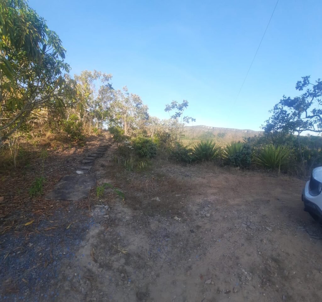 Chácara 4ha Beira Rio dos Couros – Casa Exótica e Ecológica – 12 km Alto Paraíso sentido São Jorge