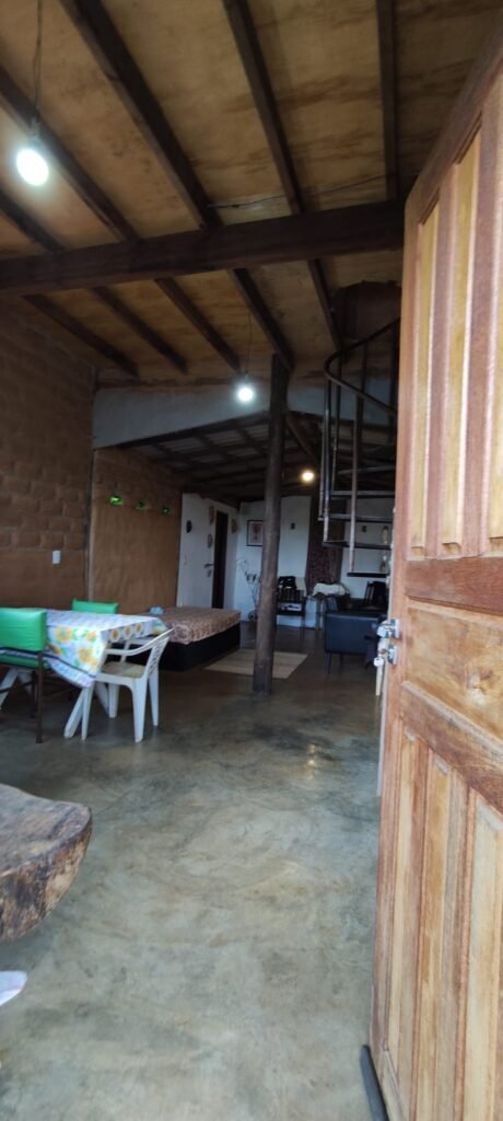 3 Casas Bioconstrução – Condomínio Rural IBC – Rio- 4km de Alto Paraíso de Goiás