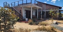 Maravilhosa Casa – pegada ecológica – 2,5km de Cavalcante/GO sentido Cachoeira Santa Barbara – Chapada dos Veadeiros Maravilhosa Casa – pegada ecológica – 2,5km de Cavalcante/GO sentido Cachoeira Santa Barbara – Chapada dos Veadeiros