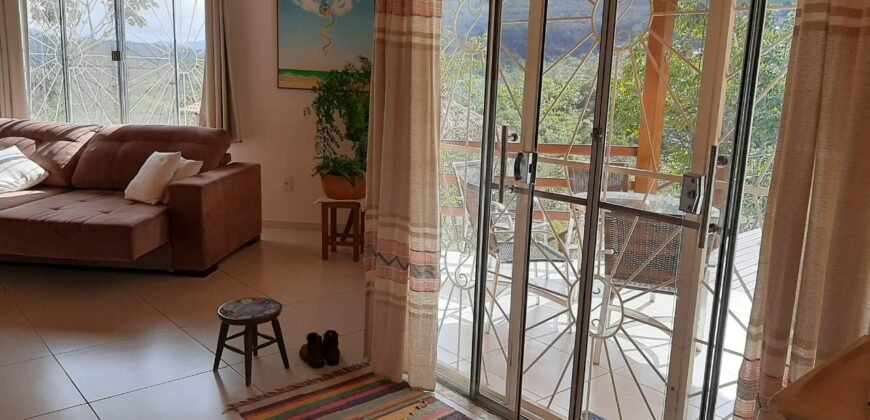 Casa – Rio – Loquinhas – Alto Paraíso de Goiás