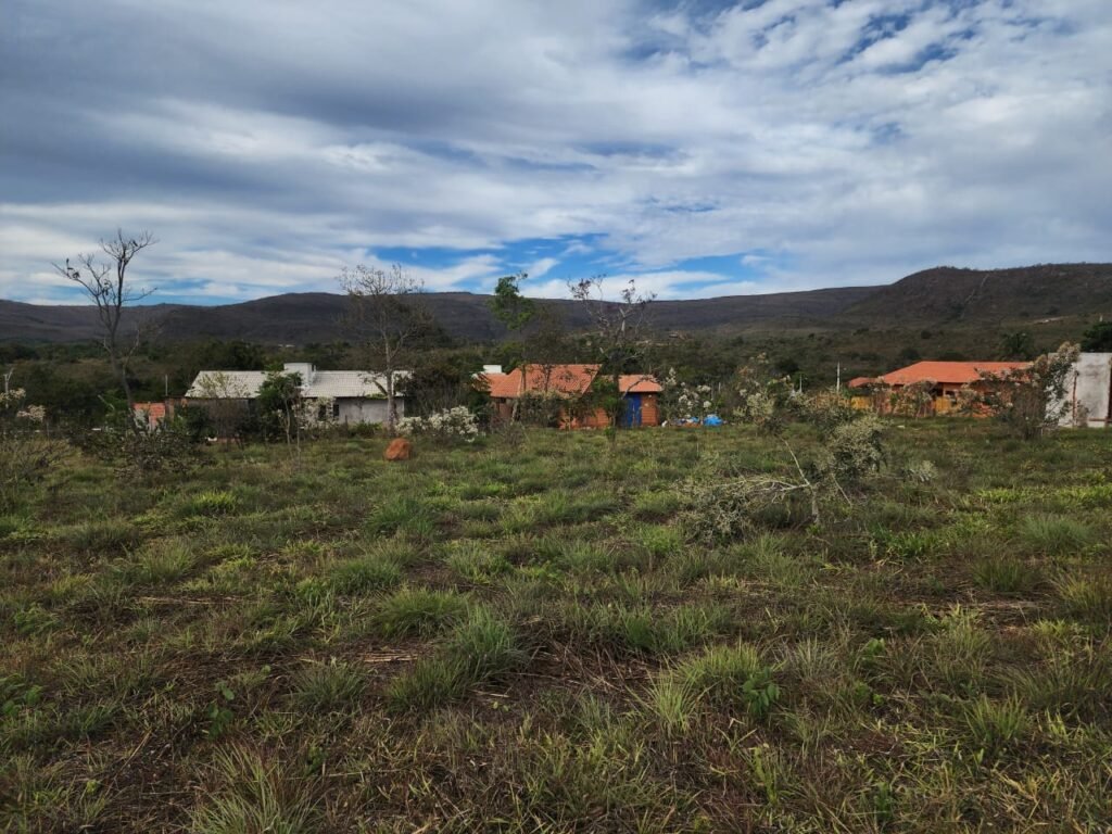 Lote 1.045 m2 – Condomínio Fechado Vale Azul – Alto Paraíso de Goiás