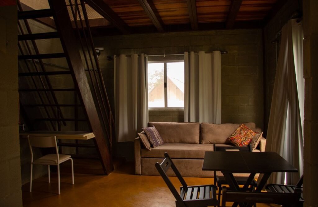 Camping – Lote 1.300m2 – Estância Paraíso – Alto Paraíso de Goiás