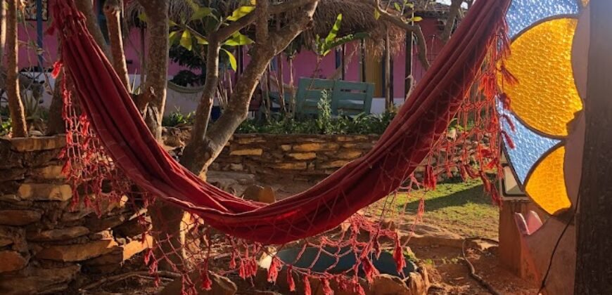 Vende-se Pousada – Lote 1.887,80 m2 – Centro – Alto Paraíso de Goiás