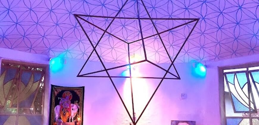 Vende-se Pousada – Lote 1.887,80 m2 – Centro – Alto Paraíso de Goiás