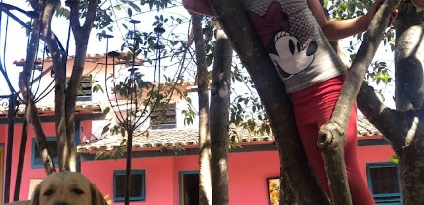 Vende-se Pousada – Lote 1.887,80 m2 – Centro – Alto Paraíso de Goiás