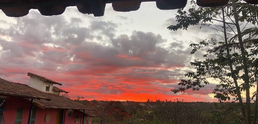 Vende-se Pousada – Lote 1.887,80 m2 – Centro – Alto Paraíso de Goiás