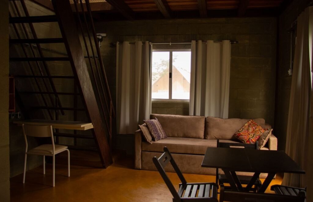 Camping – Lote 1.300m2 – Estância Paraíso – Alto Paraíso de Goiás