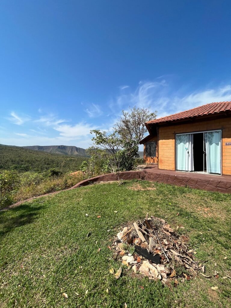Vende-se Ecopousada Vila de São Jorge – Área de 12.000m2 – Chapada dos Veadeiros