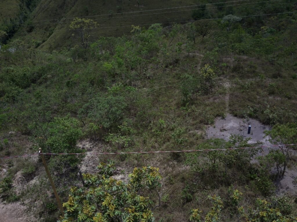 Lote 1.065m2 – 30m2 da Cachoeira da Usina – Urbano – Poço Artesiano – Alto Paraíso de Goiás