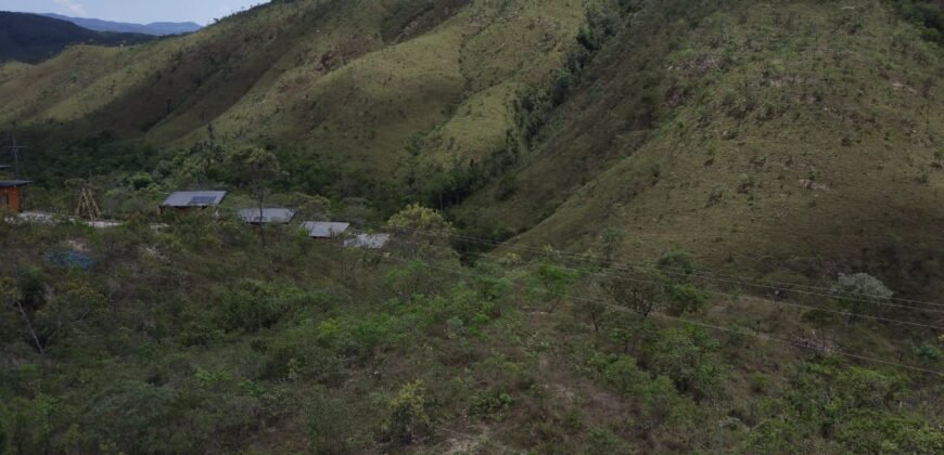 Lote 1.065m2 – 30m2 da Cachoeira da Usina – Urbano – Poço Artesiano – Alto Paraíso de Goiás