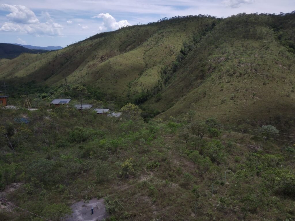 Lote 1.065m2 – 30m2 da Cachoeira da Usina – Urbano – Poço Artesiano – Alto Paraíso de Goiás