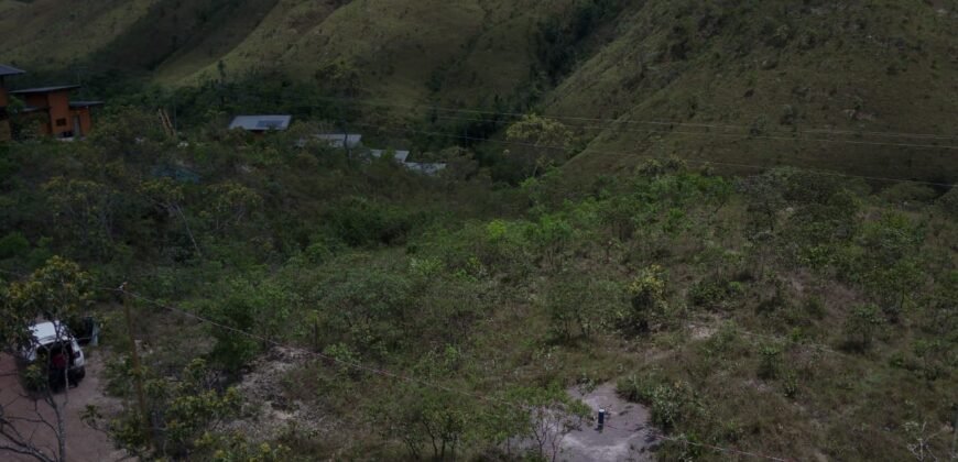 Lote 1.065m2 – 30m2 da Cachoeira da Usina – Urbano – Poço Artesiano – Alto Paraíso de Goiás