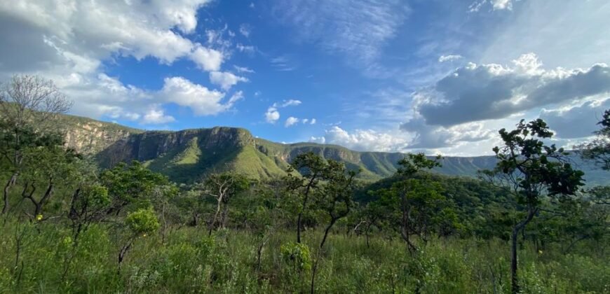 Chácara 4.3 ha – Vista Cênica – Pé de Serra – – Fazenda Santa Rita – 12 km de Alto Paraíso – Infraestrutura