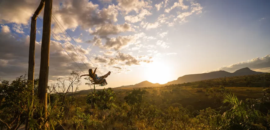3 Casas – Maravilhosa Vista para Morro da Baleia – Margem Rio das Cobras – Alto Paraíso de Goiás – Chapada dos Veadeiros