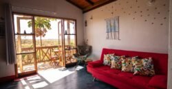 3 Casas – Maravilhosa Vista para Morro da Baleia – Margem Rio das Cobras – Alto Paraíso de Goiás – Chapada dos Veadeiros 3 Casas – Maravilhosa Vista para Morro da Baleia – Margem Rio das Cobras – Alto Paraíso de Goiás – Chapada dos Veadeiros