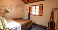 3 Casas – Maravilhosa Vista para Morro da Baleia – Margem Rio das Cobras – Alto Paraíso de Goiás – Chapada dos Veadeiros 3 Casas – Maravilhosa Vista para Morro da Baleia – Margem Rio das Cobras – Alto Paraíso de Goiás – Chapada dos Veadeiros