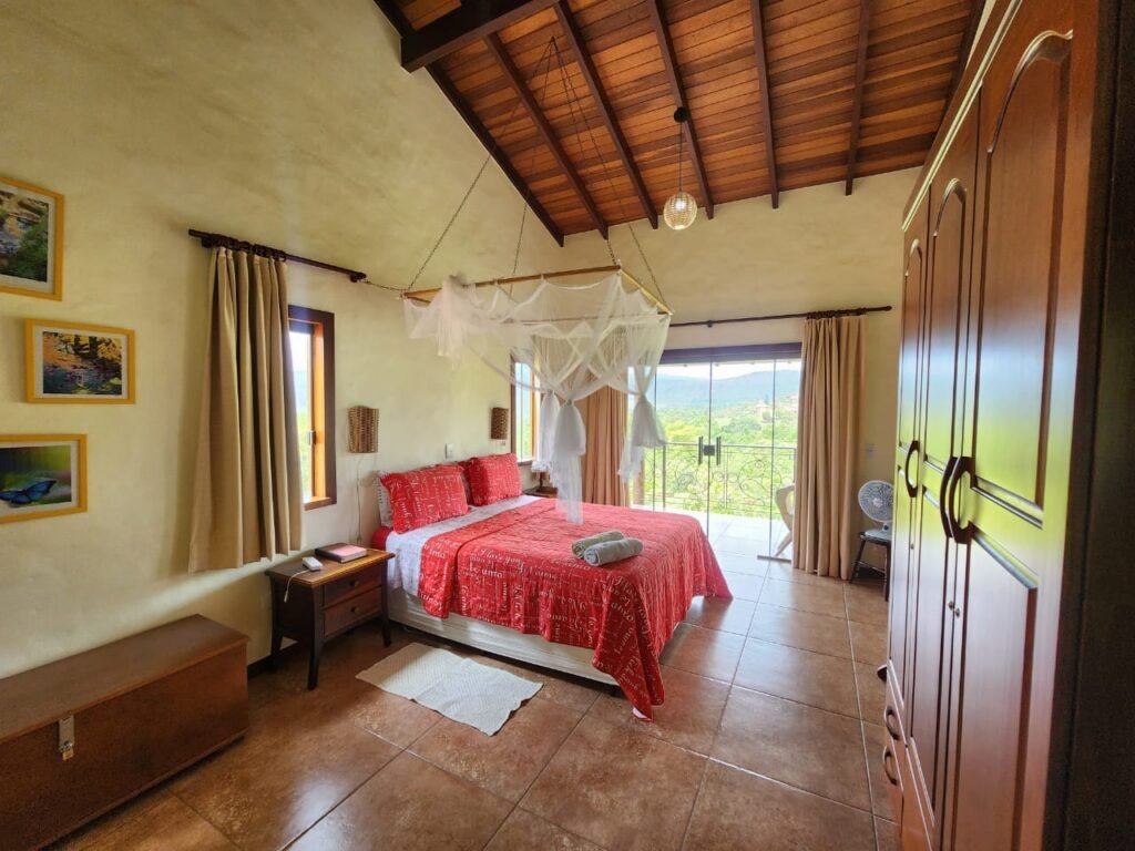 Maravilhosa Casa no Bairro Estância Paraíso – Alto Paraíso de Goiás – Chapada dos Veadeiros